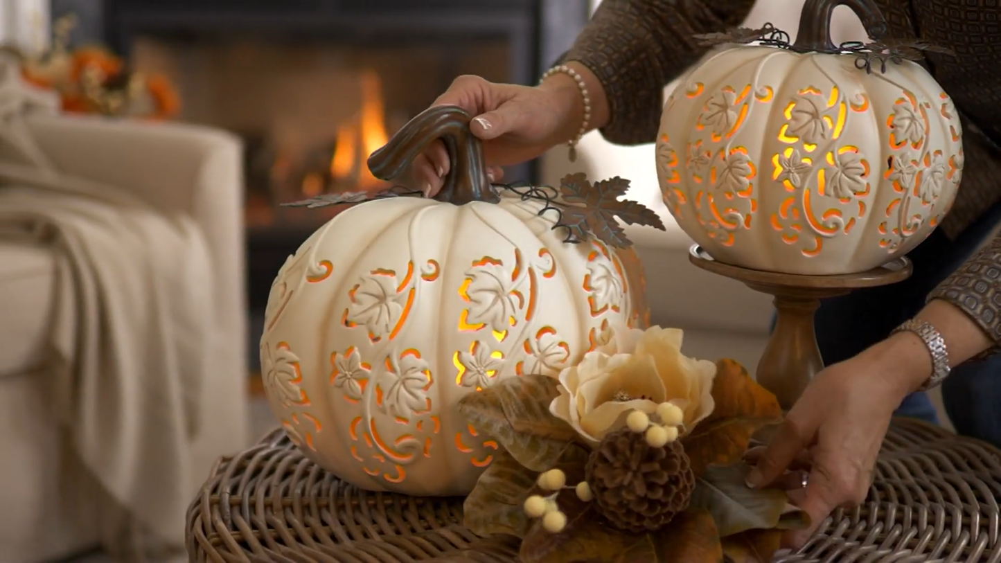 🎉Limited Time Promotion💝Buy 2 Get 2 FREE✨Set of 2 Indoor/Outdoor Illuminated Pumpkins and Oversized Lit Gourd by Valerie