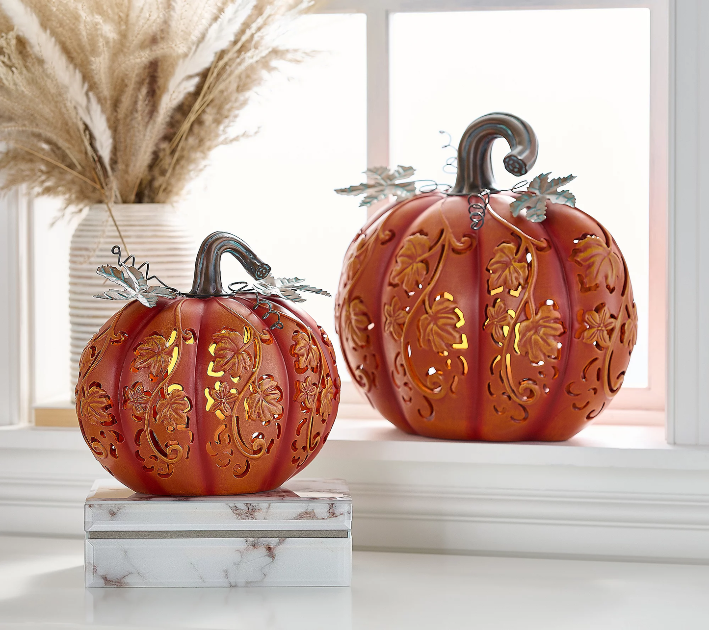 🎉Limited Time Promotion💝Buy 2 Get 2 FREE✨Set of 2 Indoor/Outdoor Illuminated Pumpkins and Oversized Lit Gourd by Valerie